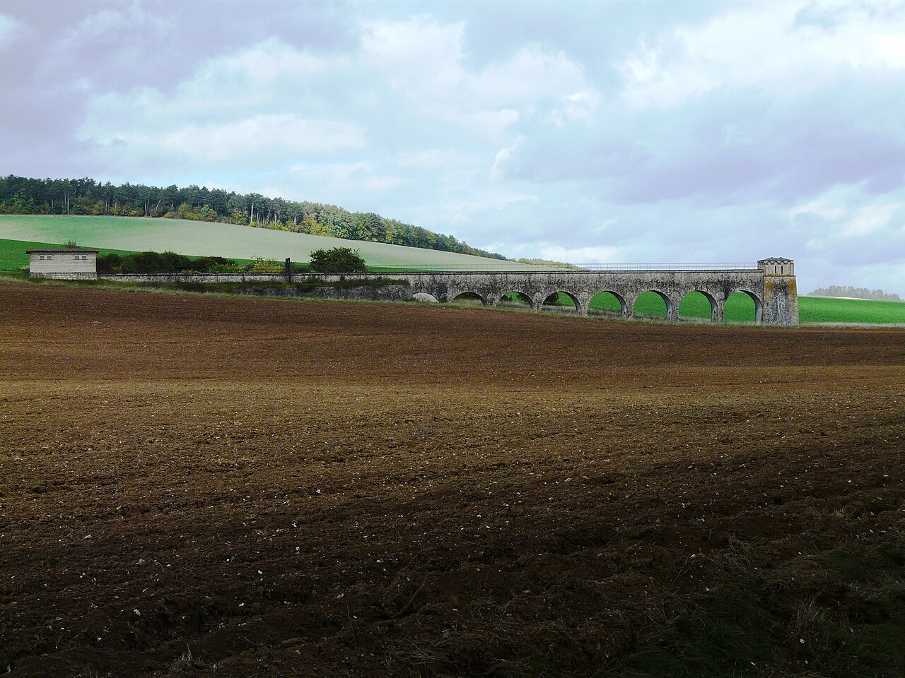 N°16 La boucle des coteaux de la Vanne, Chigy Pont-sur-Vanne