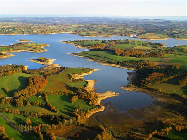 Lac de Pareloup